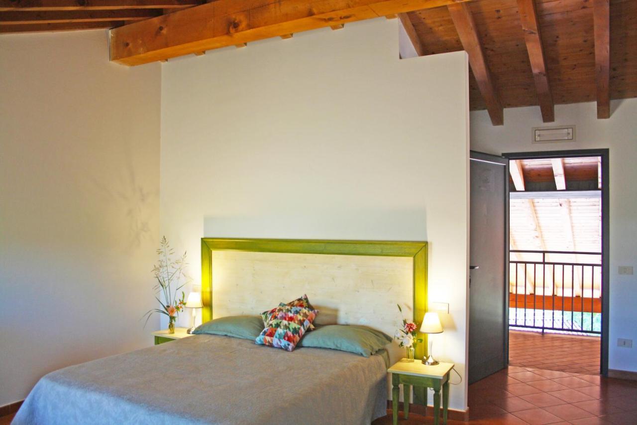 Agriturismo Fiorbello Montirone エクステリア 写真