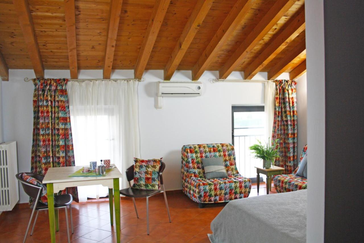 Agriturismo Fiorbello Montirone エクステリア 写真